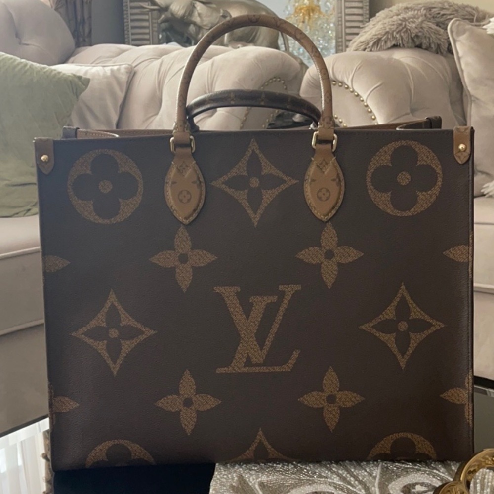 ONTHEGO GM Louis Vuitton